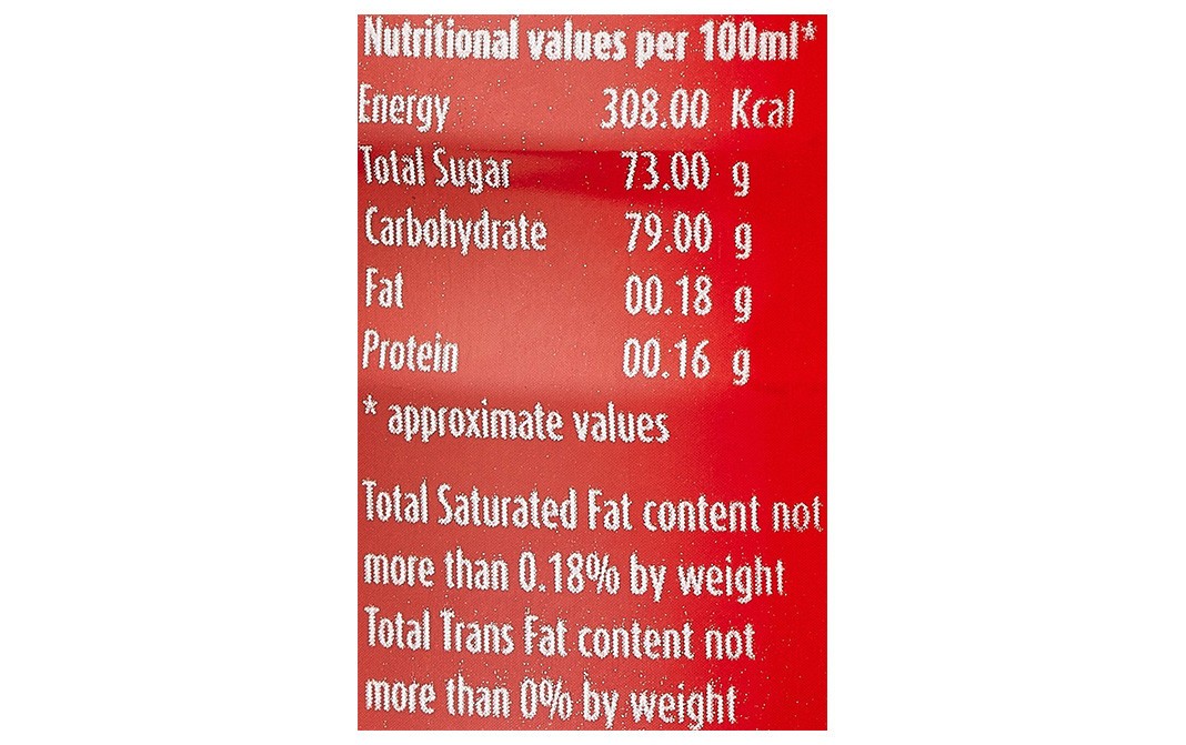 Mapro Whole Strawberry Crush    Plastic Bottle  750 millilitre
